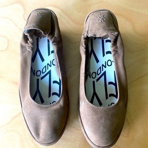 Fly London comfy shoes never worn outside size 7.5 / 38 soft natural tan.